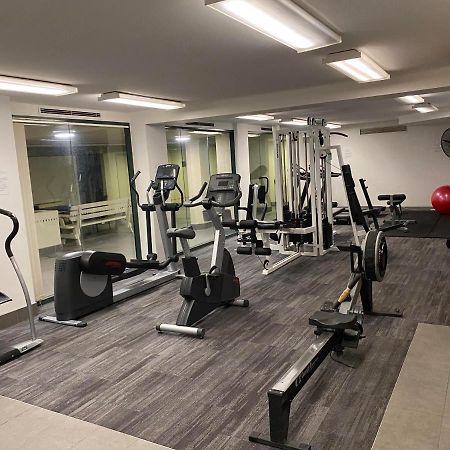 2 Bed 2 Bath Luxury Apartment In Braddon Canberra - Free Heated Pool, Gym, Parking Zewnętrze zdjęcie