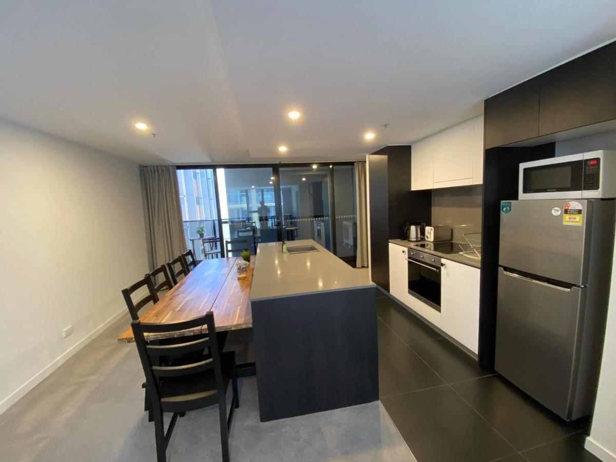 2 Bed 2 Bath Luxury Apartment In Braddon Canberra - Free Heated Pool, Gym, Parking Zewnętrze zdjęcie