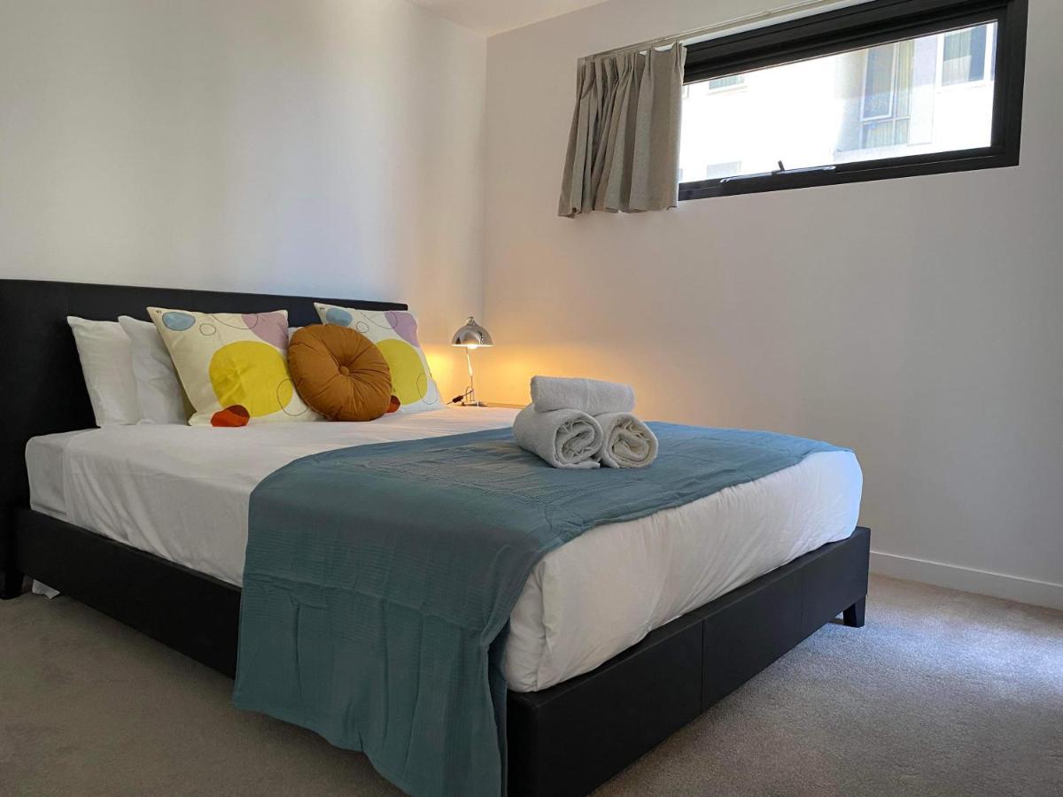 2 Bed 2 Bath Luxury Apartment In Braddon Canberra - Free Heated Pool, Gym, Parking Zewnętrze zdjęcie