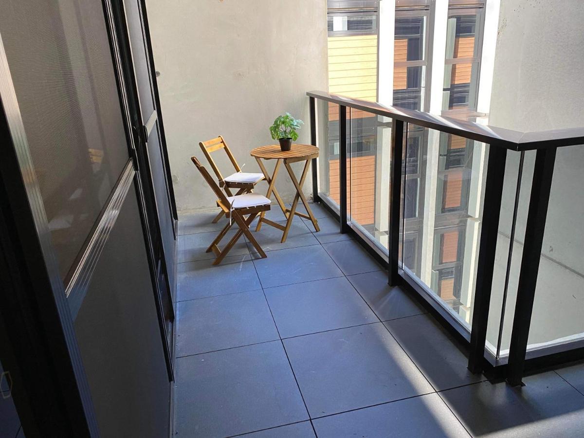 2 Bed 2 Bath Luxury Apartment In Braddon Canberra - Free Heated Pool, Gym, Parking Zewnętrze zdjęcie